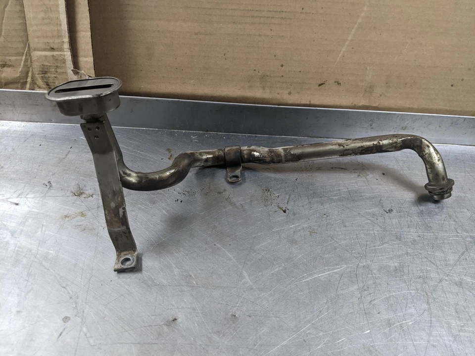 Engine Oil Pickup Tube From 2009 Chevrolet Silverado 2500 HD  6.0 12608579 - Image 3 of 4