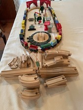 Vintage Toy Wood Train Set Cars Engines Wood Track Total Pieces 106