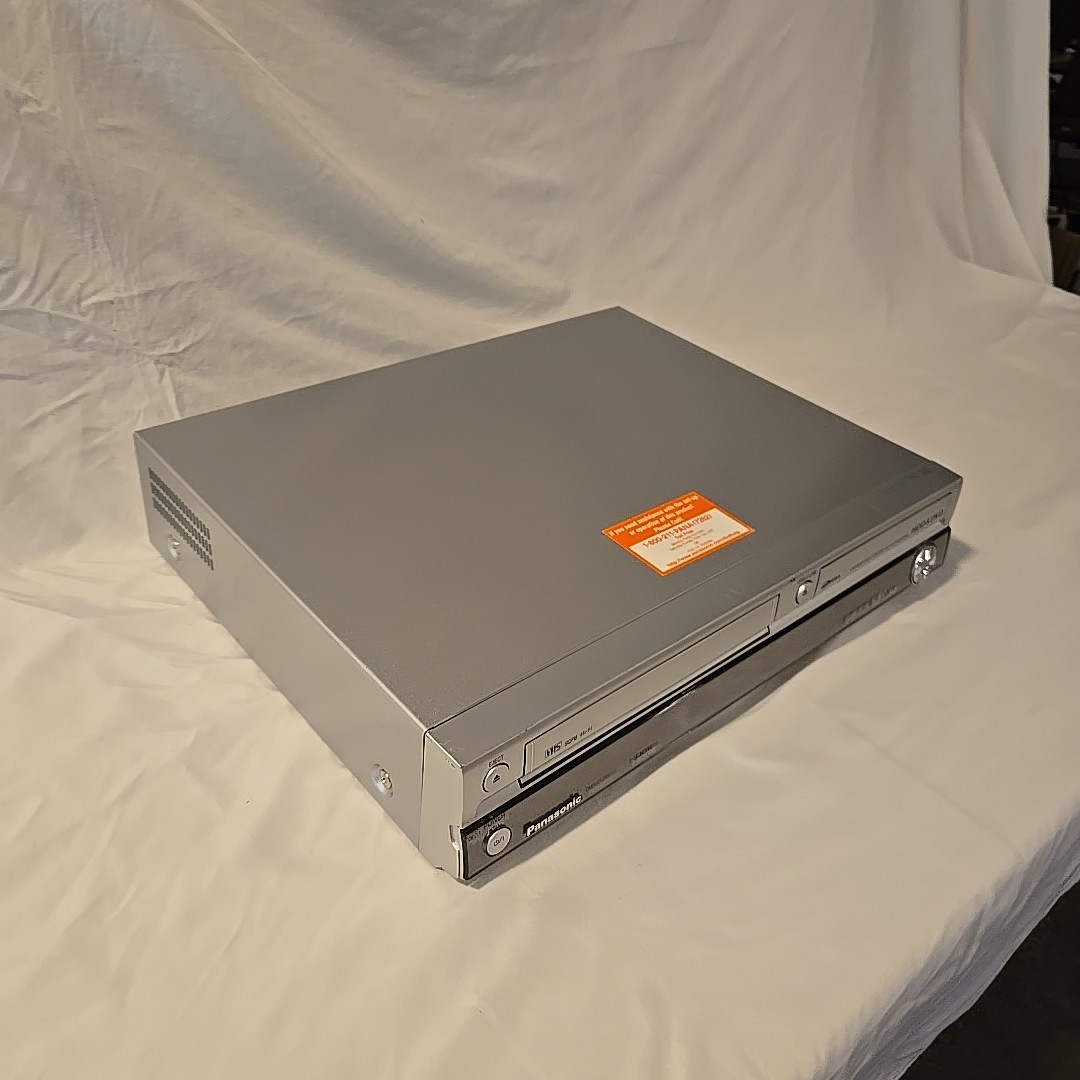【貴重！】Panasonic DIGA DMR-EH75V-S VHS/DVD/HDD Panasonic Dmr-eh75v VHS DVD Recorder Burner With 80 GB HDD for