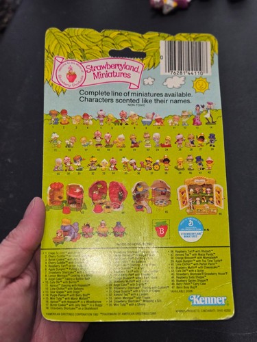 Vintage 1981 Strawberryland Miniatures Orange Blossom With Marmalade Kenner MOC - Picture 2 of 2