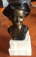 Statua Scugnizzo In Bronzo  Realizzato Dallo Scultore Giovanni De Martino 