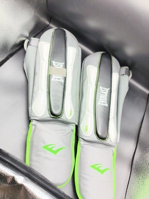 Everlast Iso Plate Shin Guards unknown size Grey Green HTF