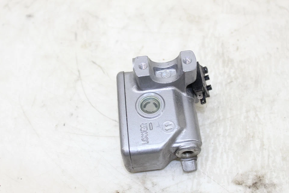 Cilindro maestro de freno delantero Honda VT600 VT750 VF750 Shadow 600 750 VLX Deluxe Foto 4 de 4