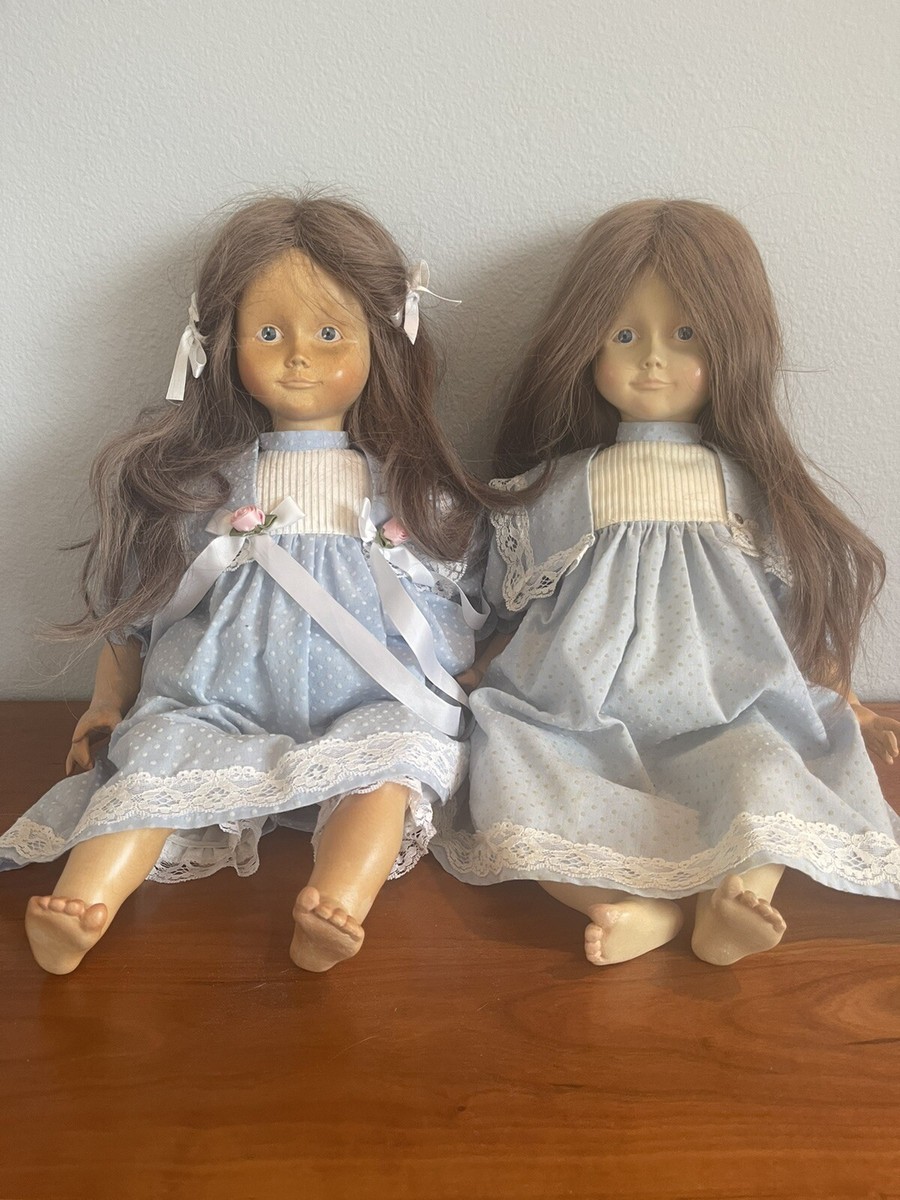 DOLFIイタリア製　可愛すぎる木彫少女人形！ 可愛がって下さい！ DOLFIイタリア製 可愛すぎる木彫少女人形！ 可愛がって下さい！