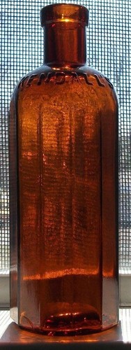 SHINY KENDALL'S SPAVIN CURE FOR HUMAN FLESH AMBER PANEL ENOSBURGH FALLS VERMONT