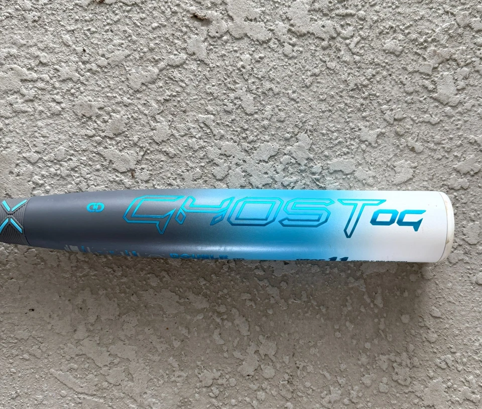 Easton Ghost OG 2025 - 11 bate de softbol lanzamiento rápido 30" 19 oz - usado en excelente estado Foto 2 de 4