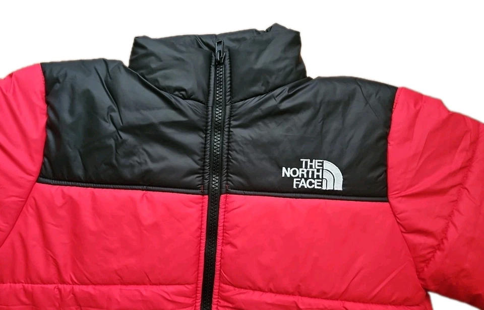 The North Face 1996 Retro Nuptse 700 Down Fill Packable Jacket /Red Medium. New - Image 2 of 4