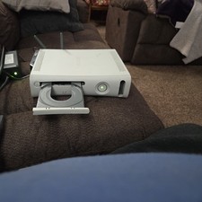 PLEASE READ DESCRIPTION       Xbox 360 Console 120GB HDD w/ Controller