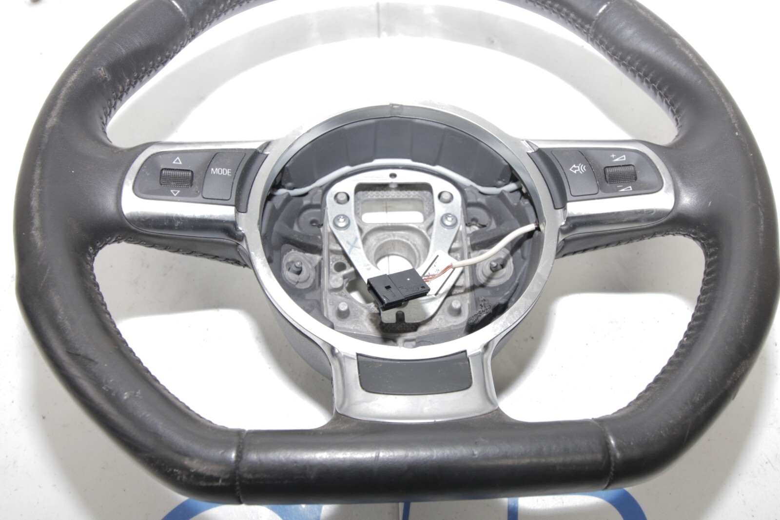 08-13 AUDI R8 OEM WHEEL STEERING ASSEMBLY CONTROLS BARE BLACK SILVER COMPLETE 12