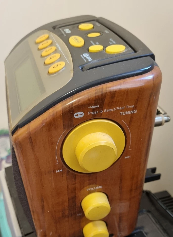 Roberts Radio RD-8 BW FM RDS/DAB Digital Radio Rewind Function Tested & Working - Image 2 of 4