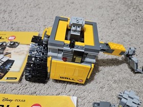 Lego 21303 WALL E Disney PIXAR (Not Complete)