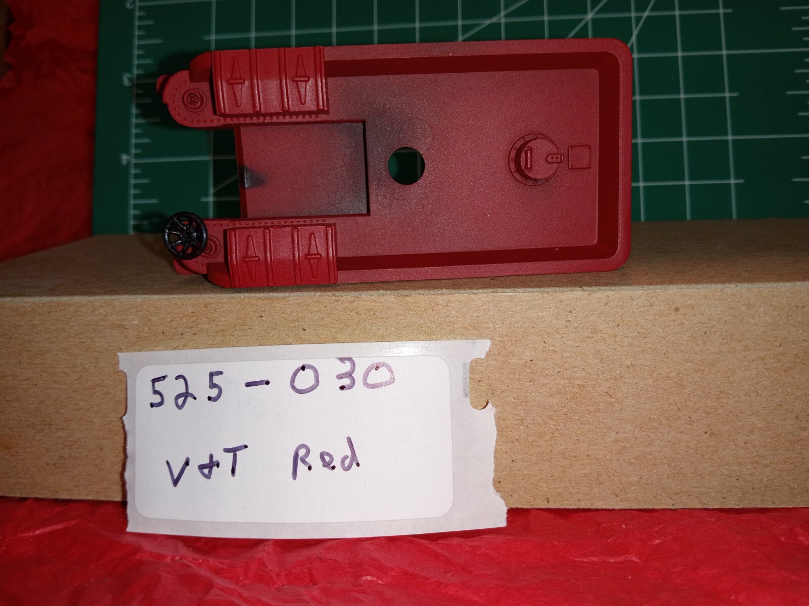 OLD TIME TENDER BODY SHELL V&T RR RED ALL PLASTIC  BY IHC/PERFECTA NEW 525-030