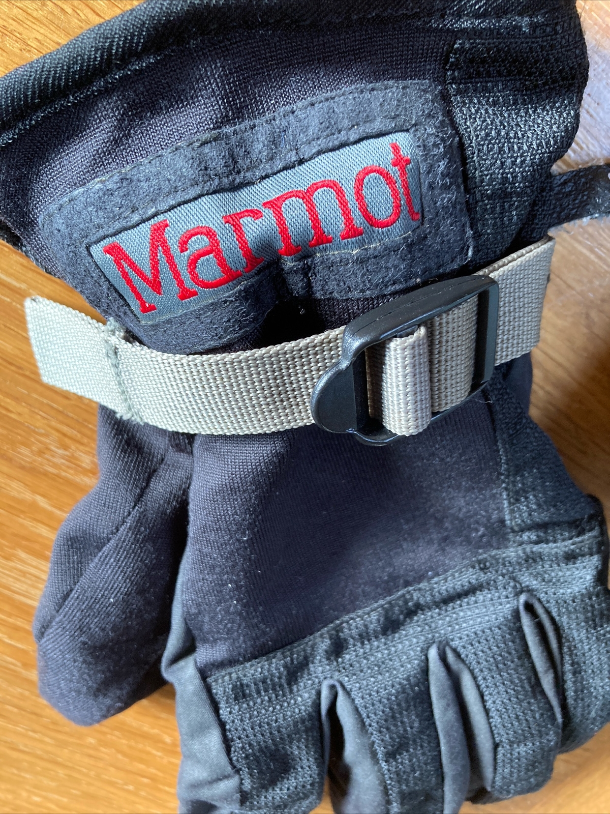Marmot Mens Winter Ski Gloves Waterproof Thermal Windproof Size M Black