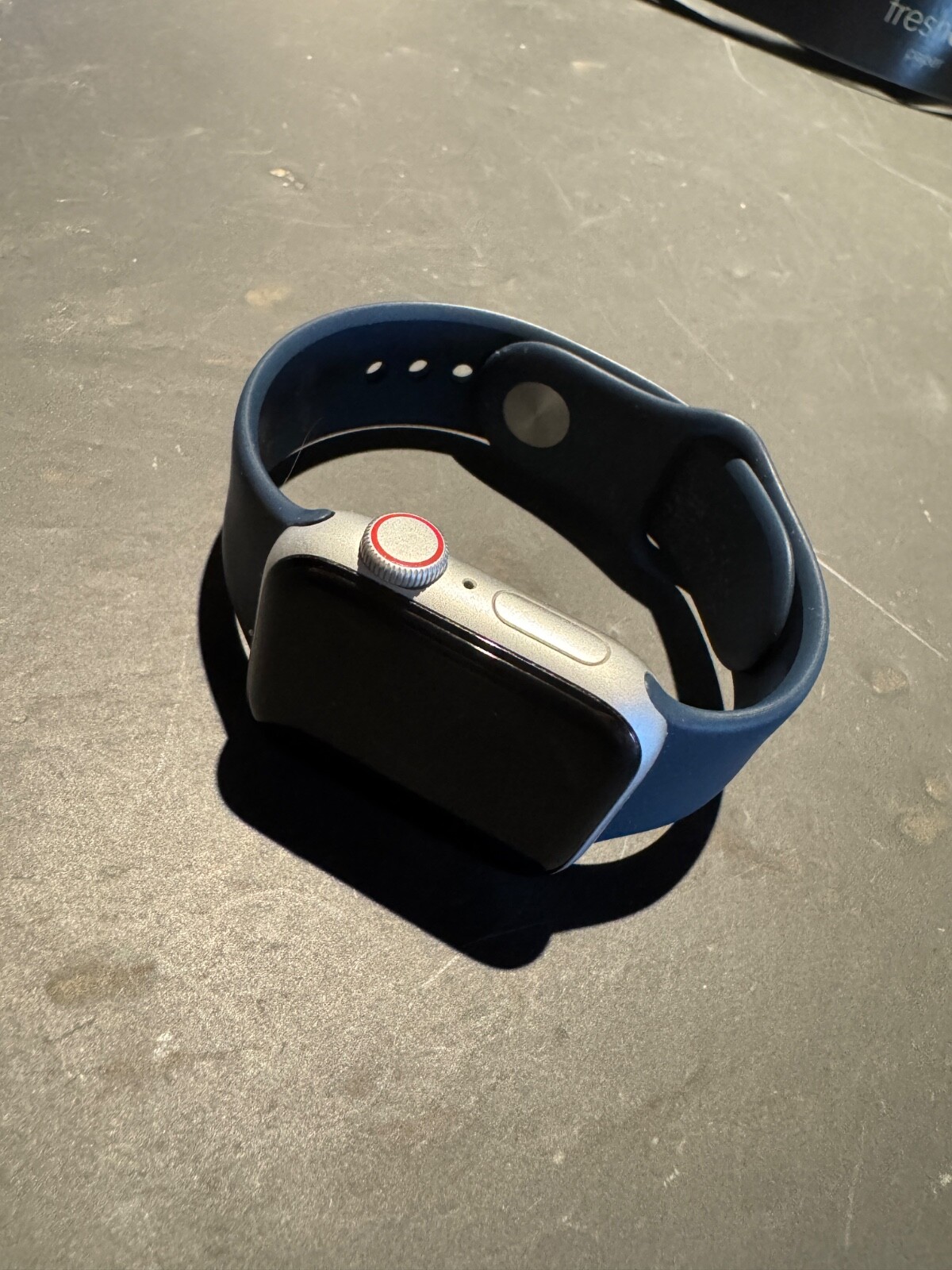 Apple Watch SE 2nd Gen Navy Sport Band Aluminum Case-image