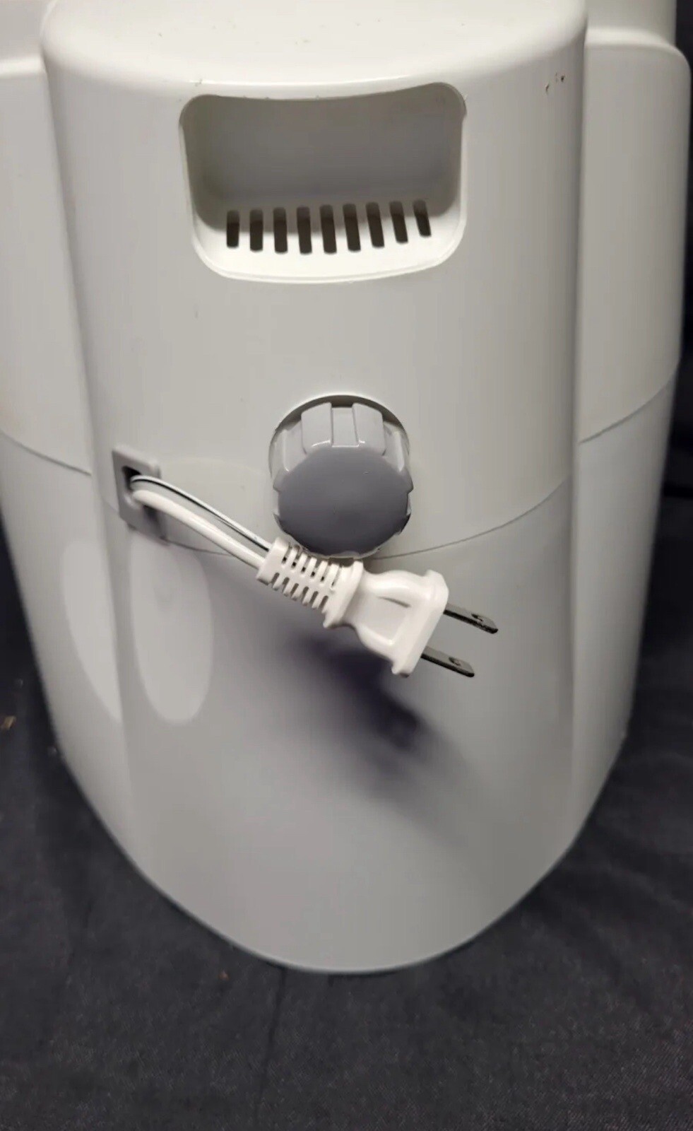 L'Equip Nutrimill 4.3 High Speed Electric Grain Mill Flour Grinder