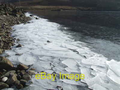 Foto 6x4 Eis gestapelt am Ufer des Loch Lee Invermark Lodge aufeinanderfolgend f c2008