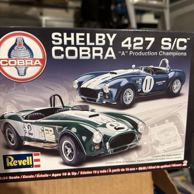 SHELBY COBRA 427 S/C SPORTS CAR MODEL KIT 1/24 SCALE REVELL NEW LOOK!!