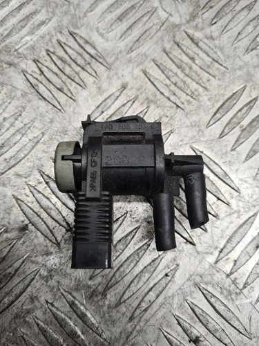 Volkswagen Golf IV 2002 Diesel Turbolader Druckwandler Magnetventil DRA20131