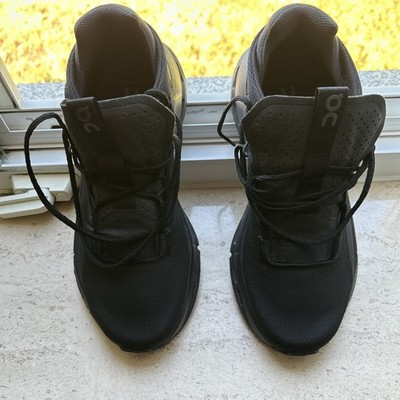 ON Cloud Nova Damen Sneaker Größe 39