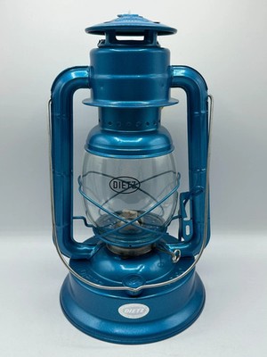 Dietz #90 D-Light Blue Oil Lantern small dent in base