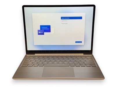 Microsoft Surface Laptop Go 3 - 12.4 Touch - i5-1235U - 16GB RAM - 256GB SSD