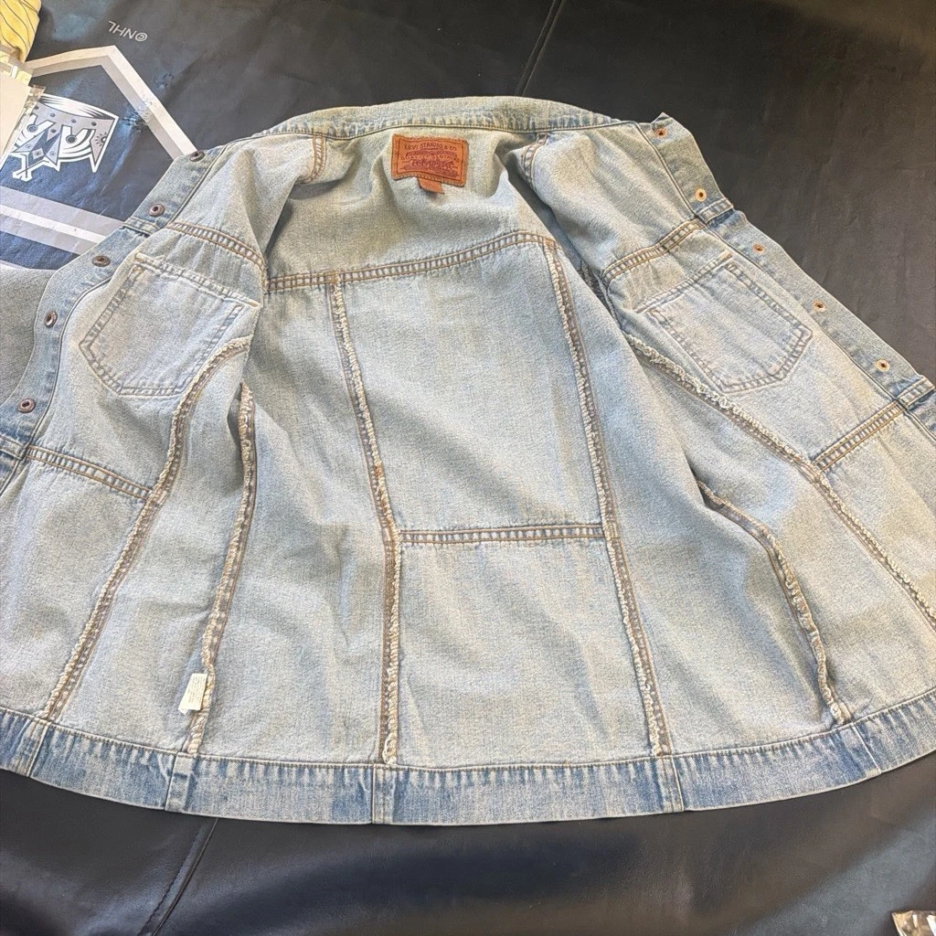 Vtg 60s 70s Levis White Tab Denim Chore Jacket Copper Buttons white tab image 6