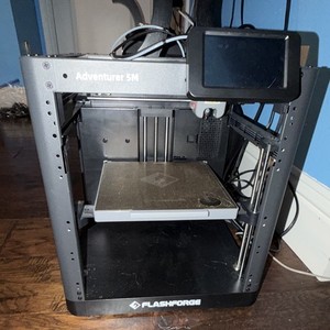 Flashforge Adventurer 5M 3D Printer - might be clogged, scraped bed. Has cables