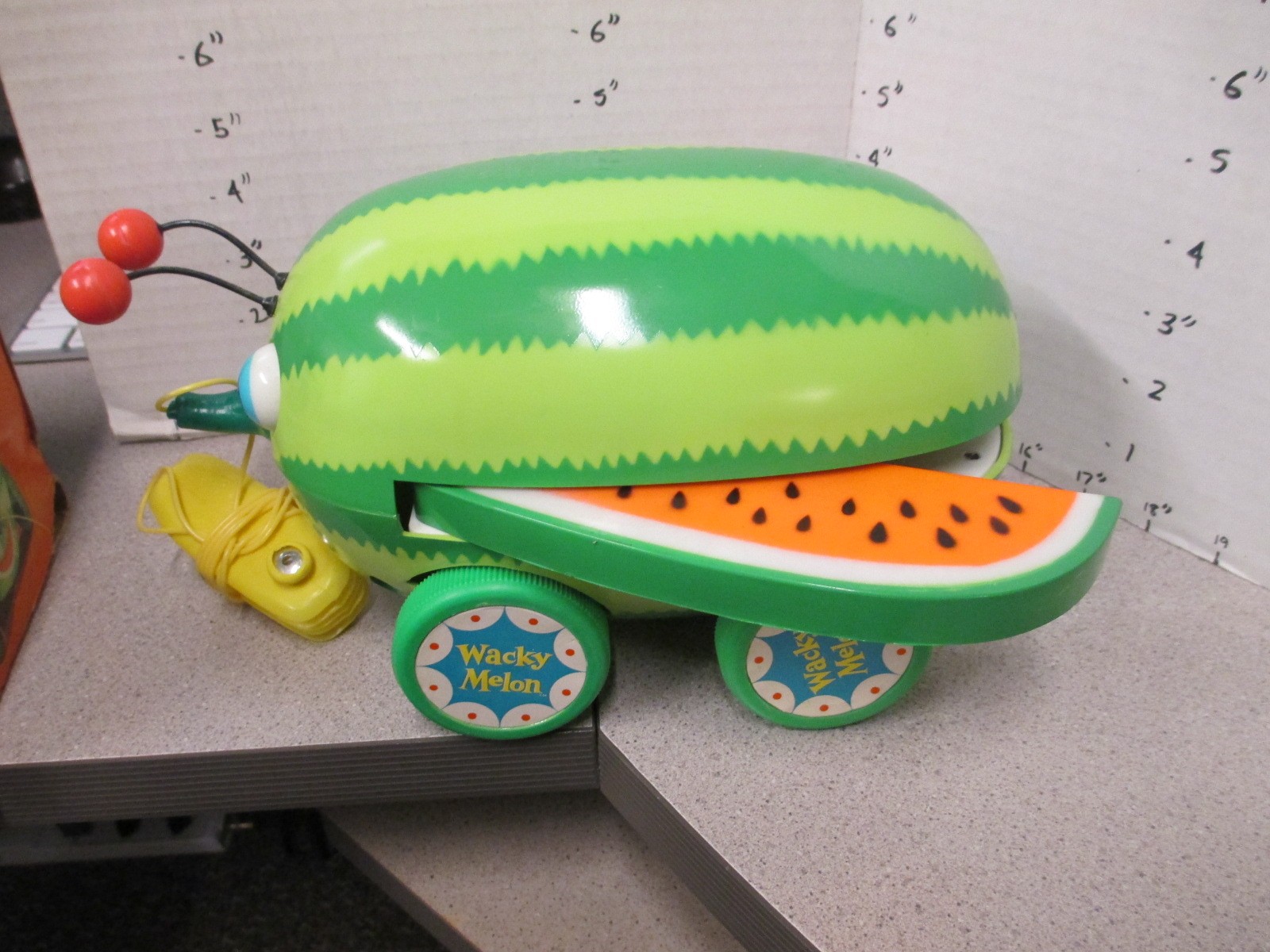 Cragstan WACKY MELON watermelon pull toy psychedelic box insert MIB unused