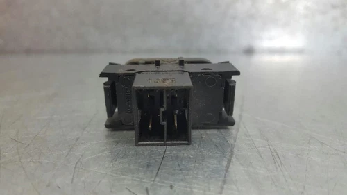 2108211451 Interruptor para MERCEDES-BENZ CLK (BM 208) COUPE * 2067890 - Imagen 3 de 3