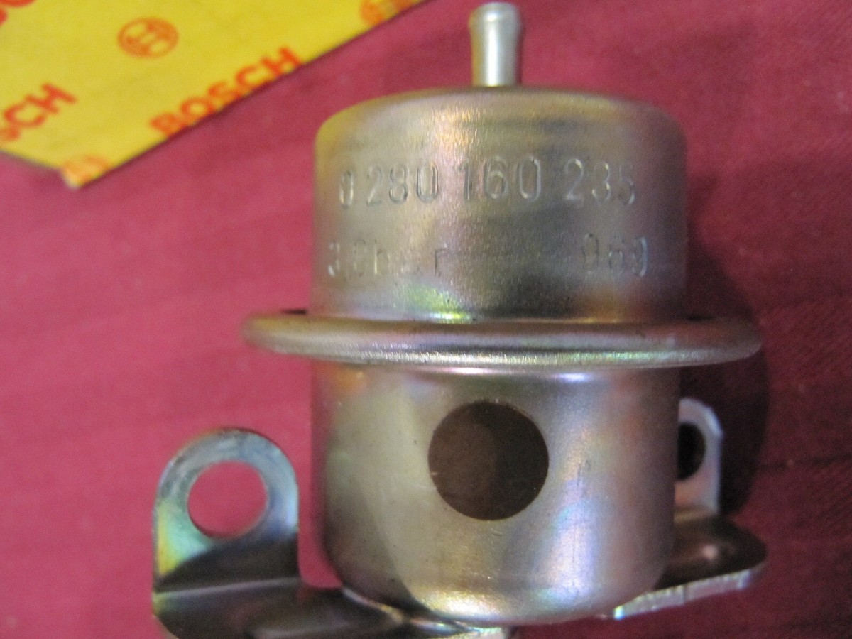 BOSCH 燃料圧力レギュレーター 0 280 160 215 NOS Bosch Fuel Pressure Regulator 0 280 160 235 Alfa Peugeot