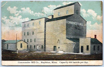 Postcard MN Mapleton Minnesota Commander Mill Co 600 Barrels A Day Elevator C61
