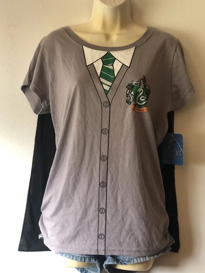 Harry Potter Slytherin Graphic T-Shirt Uniform With Cape Costume Tee NWT - Image 3 of 4