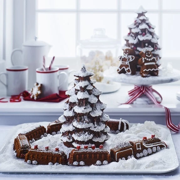 Nordic ware tree cake clearance pan
