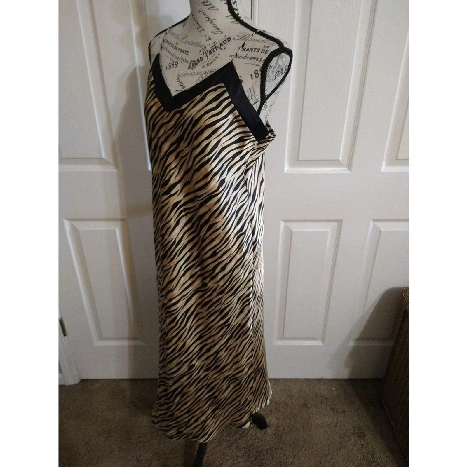 UNDERCOVER Abito maxi pigiama zebrato tesori segreti vintage Y2k