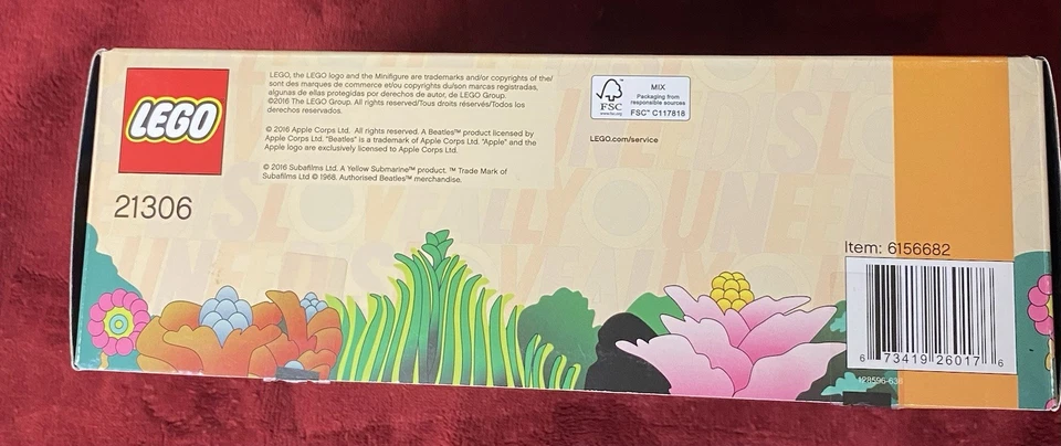 LEGO Yellow Submarine The Beatles 21306 New  - Image 3 of 4