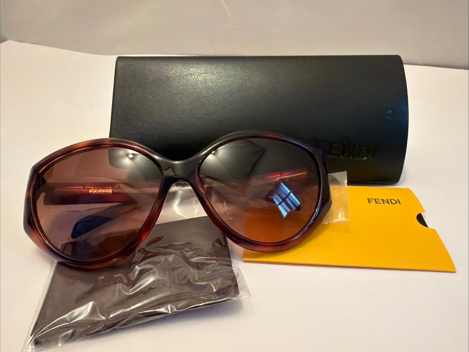 Fendi — Fendi FS5328 Tortoise Shell sunglasses