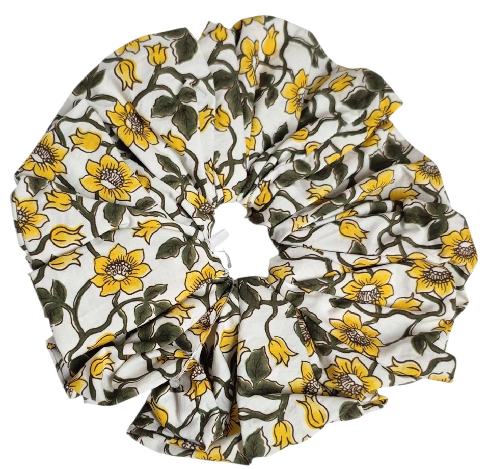 J.Crew Gran Tamaño Estampado Floral Scrunchie Amarillo Multi BZ264 Mezcla de Algodón Nuevo con Etiquetas Foto 2 de 4