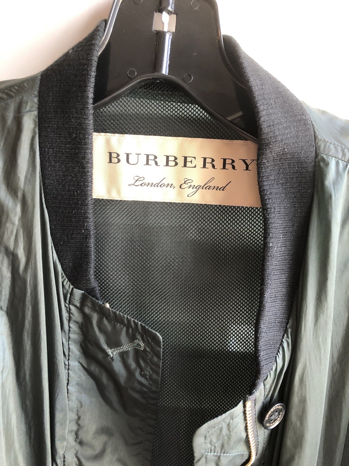 Burberry  Lightweight Techno  Bomber jacket  Med . - image 4