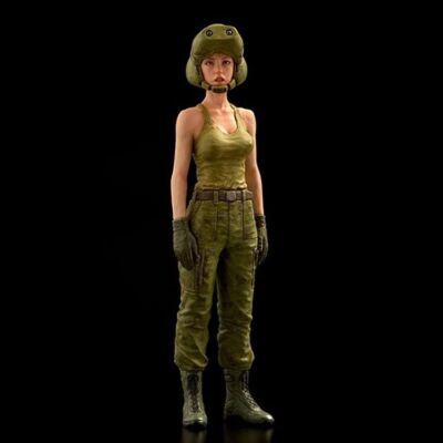 1/35 resin figures model Female driver unassembled unpainted