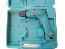 Makita 6078D 7,2v Perceuse visseuse et sa malette  Bon état