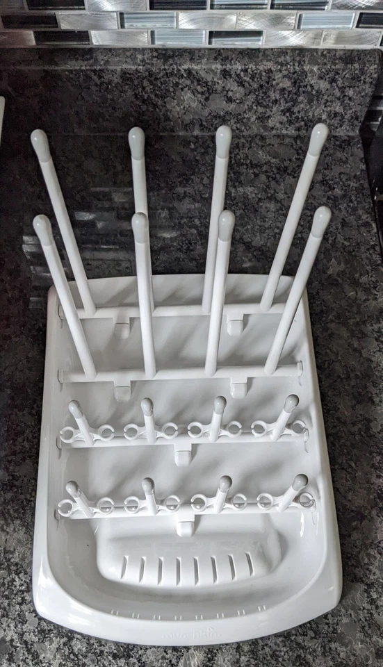 Estante de secado plegable para encimera de biberón Munchkin Foto 2 de 4