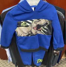 JURASSIC WORLD JOGGER SET SIZE 3T NEW WITH TAGS