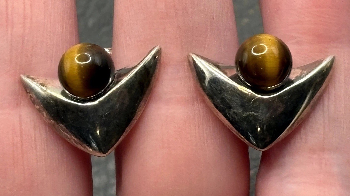 Signed artisan modernist sterling silver cufflinks with tiger eye stone