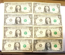 (8) 2013 B New York $1 *Star* Notes