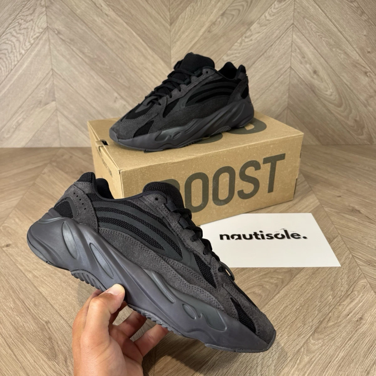 adidas gazelle silver green womens Adidas Yeezy Boost 700 V2 Vanta  CRUIZER