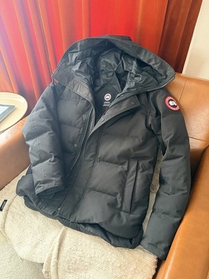 100% AUTHENTIC Canada Goose MacMillan Parka Men Small Black 3804M Down Insulated