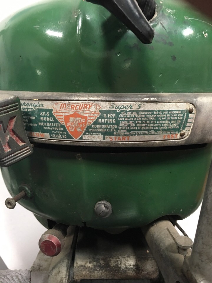 A Visual Breakdown of a Mercury Outboard Motor's Components