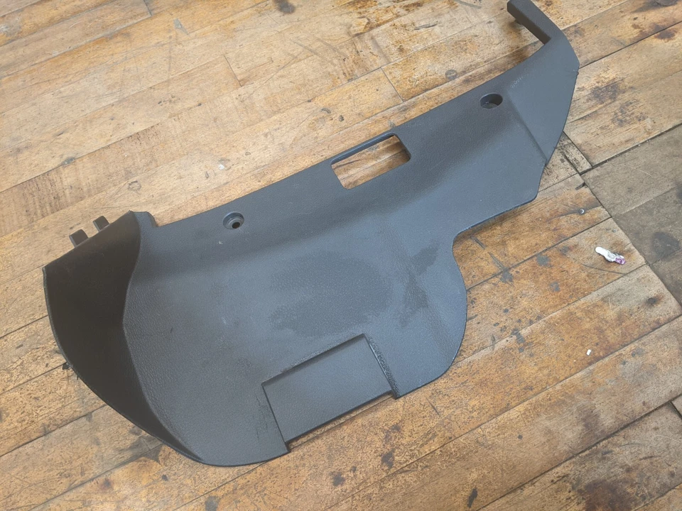 Volvo S60 2001-2004 delantero derecho lado del pasajero tablero inferior moldura panel de retroceso usado Foto 3 de 4