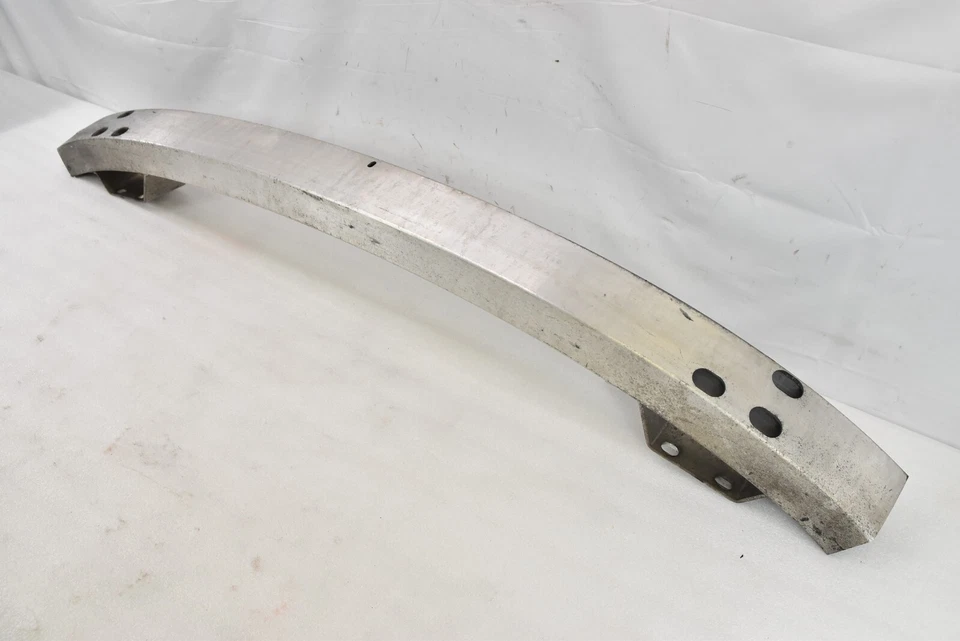 🚀 14-20 MASERATI GHIBLI PARACHOQUES TRASERO BARRA DE REFUERZO AMORTIGUADOR DE IMPACTO HAZ OEM Foto 2 de 4