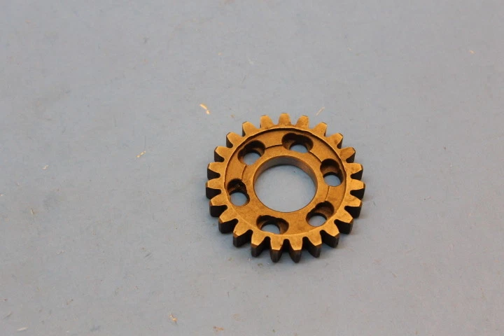 NOS YAMAHA L5T 3RD THIRD PINION TRANSMISSION GEAR 234-17131-00-00 - Image 3 of 4
